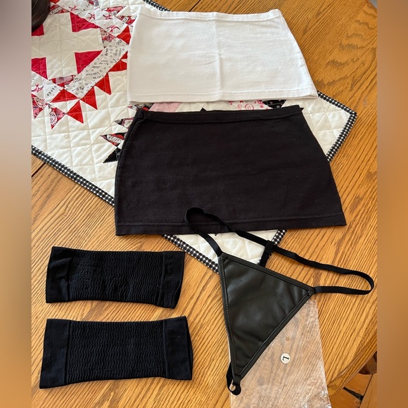 Unbranded Other - Women’s Waist & Arms Shapers/Trainers Lot 
Size: S/M🌷
